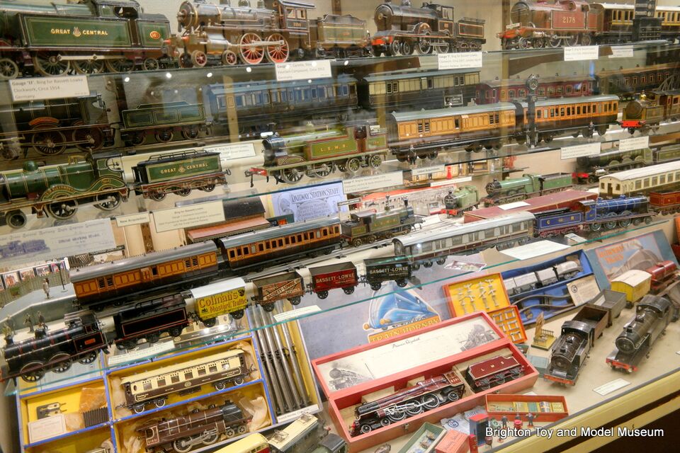 Category:Classic Locomotives (display) - The Brighton Toy and Model Index